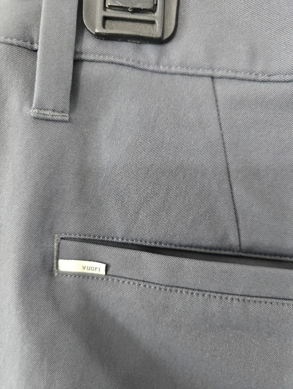 Vuori Cascade Tech Chino Pants Athletic Slim Fit In Charcoal Style V247 Size 34